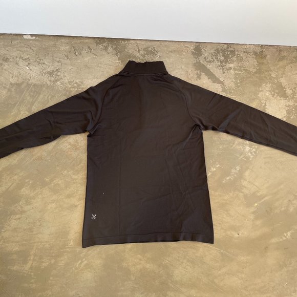 lululemon - Metal Vent Tech 1/2 Zip 1.0 - Picture 3 of 5